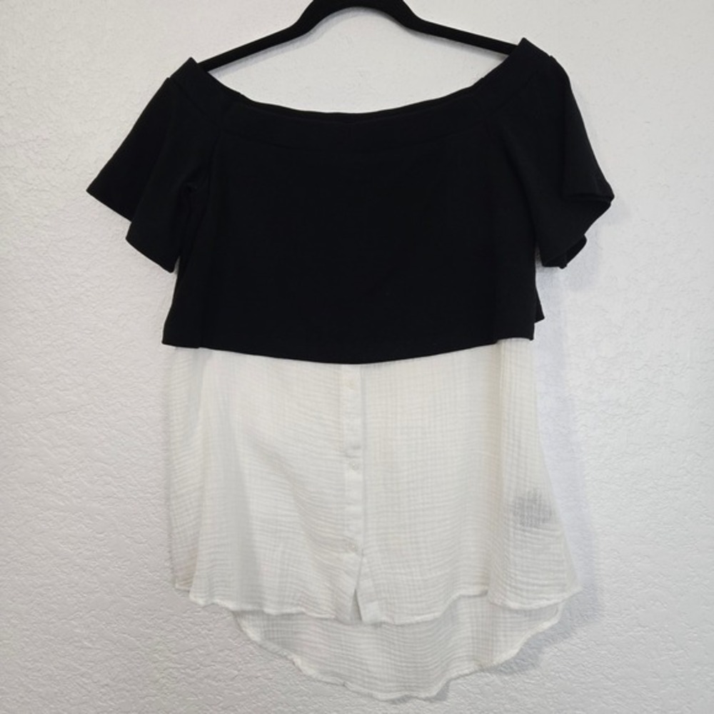 Anthropologie Postmark XS Black and White Color Block Gauzy TopTop